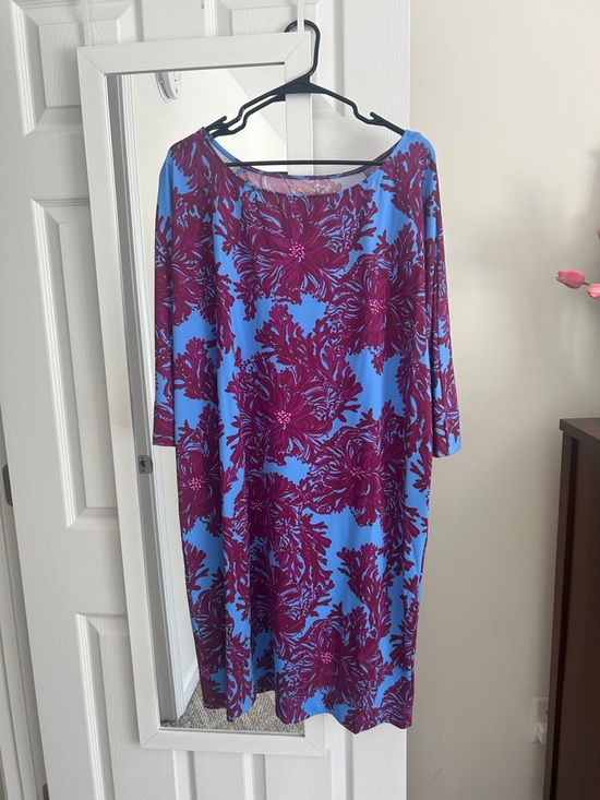 Lilly Pulitzer Dresses & Skirts - Lilly Pulitzer Blue and Magenta Floral Shift Dress